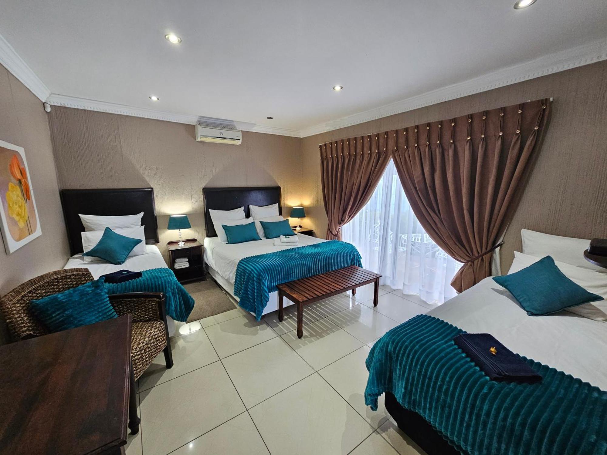 Bettie'S Luxury Lodge ครูนชตัด ภายนอก รูปภาพ