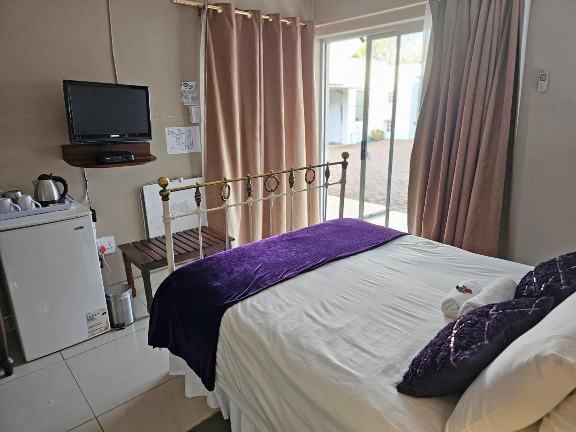 Bettie'S Luxury Lodge ครูนชตัด ภายนอก รูปภาพ