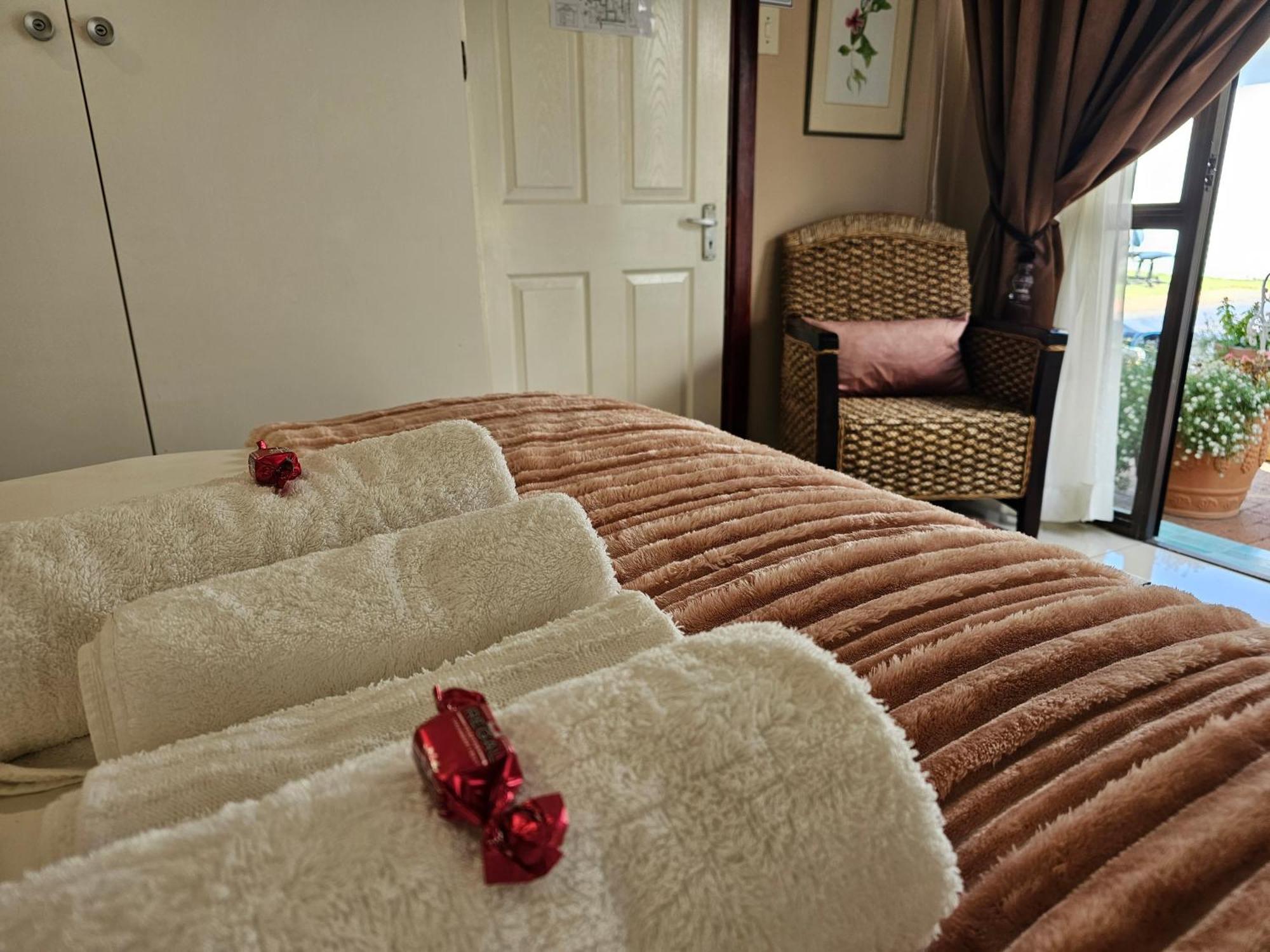 Bettie'S Luxury Lodge ครูนชตัด ภายนอก รูปภาพ