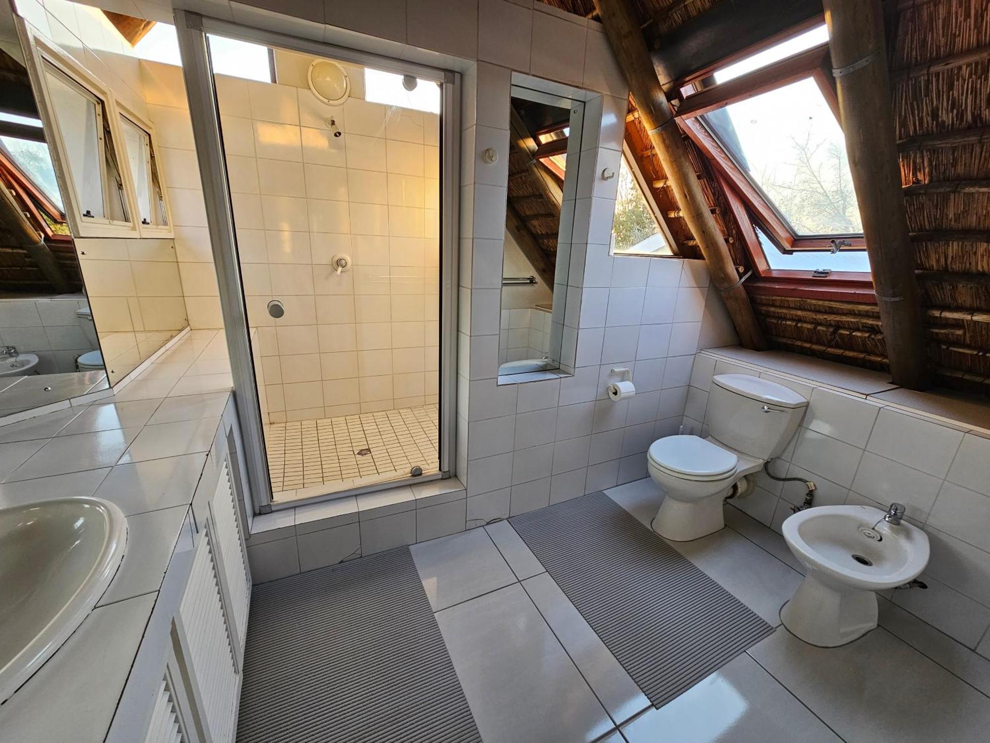 Bettie'S Luxury Lodge ครูนชตัด ภายนอก รูปภาพ